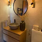 2 Bedrooms Apartment- Scenic View - 6 Pax * וורבייה