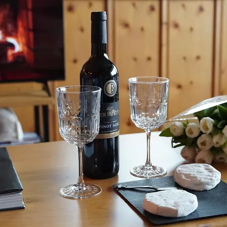 2 Bedrooms Apartment- Scenic View - 6 Pax Apartment *