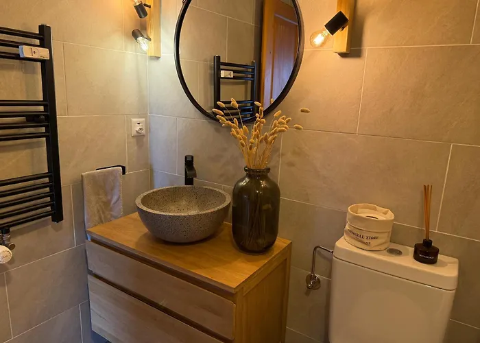 2 Bedrooms Apartment- Scenic View - 6 Pax * 韦尔比耶